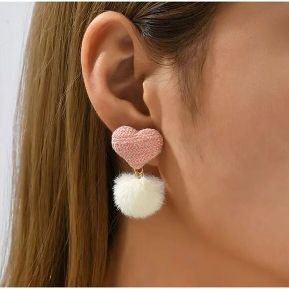NWT Pink Heart Shaped & White Pom Pom Dangle Stud Earrings - Picture 1 of 6